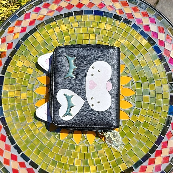 NWOT, Luv Betsey Wallet, Dog Face - Picture 3 of 7